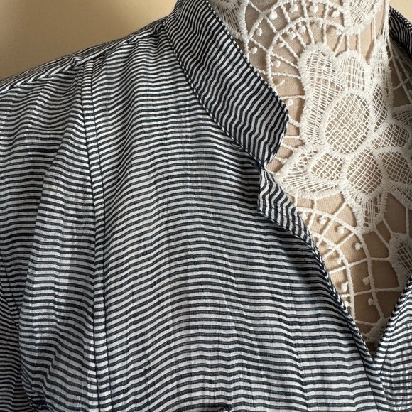 Chico's Sheer Gray Striped Button Up Peplum Lightweight Jacket size Large - Picture 3 of 8
